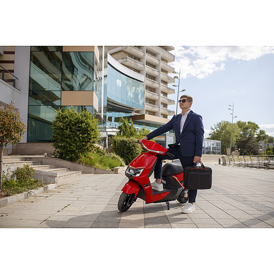 Scuter electric RDB STAR, 2000W, fara permis, 25 km/h Scuter electric RDB STAR, 2000W, fara permis, 25 km/h