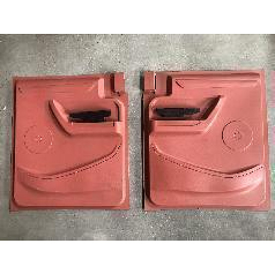 PLASTIC interior usa cu strat dublu PLASTIC interior usa cu strat dublu